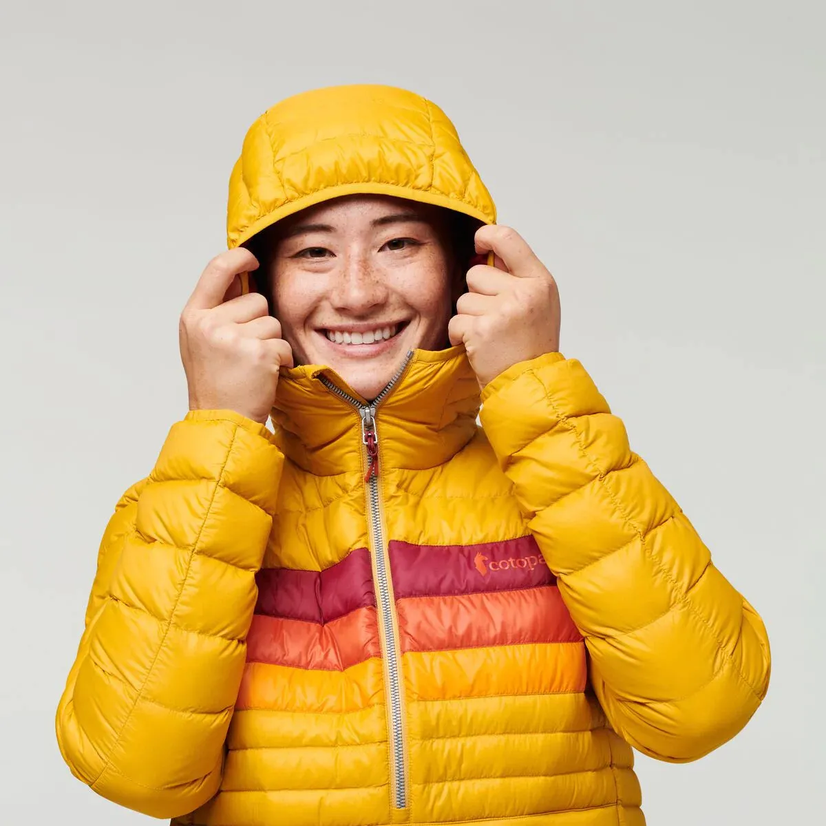 Cotopaxi | Fuego Down Hooded Pullover | Women's