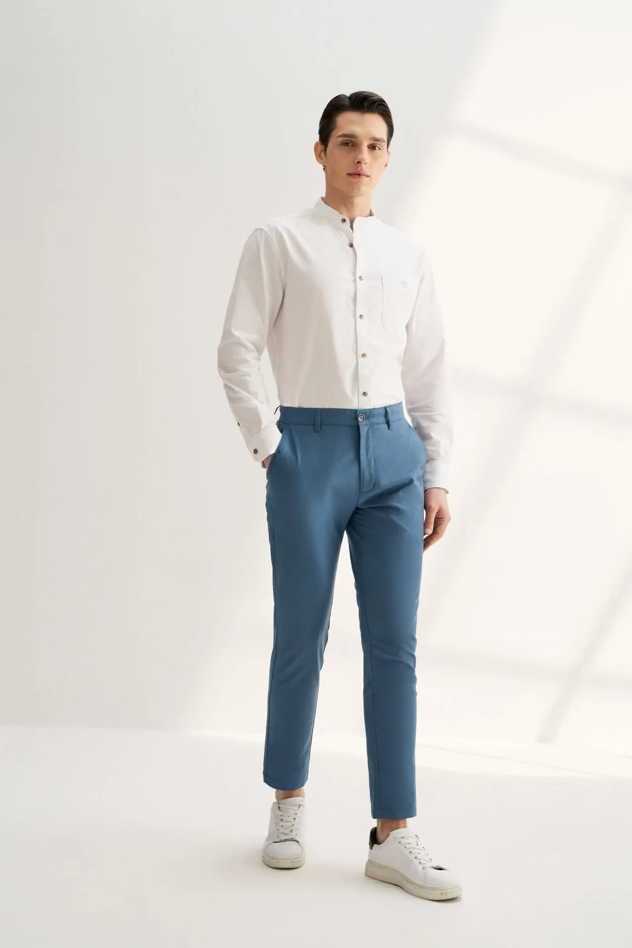 Soft Cotton Rich Stretch Casual Pants in Slim Tapered Fit