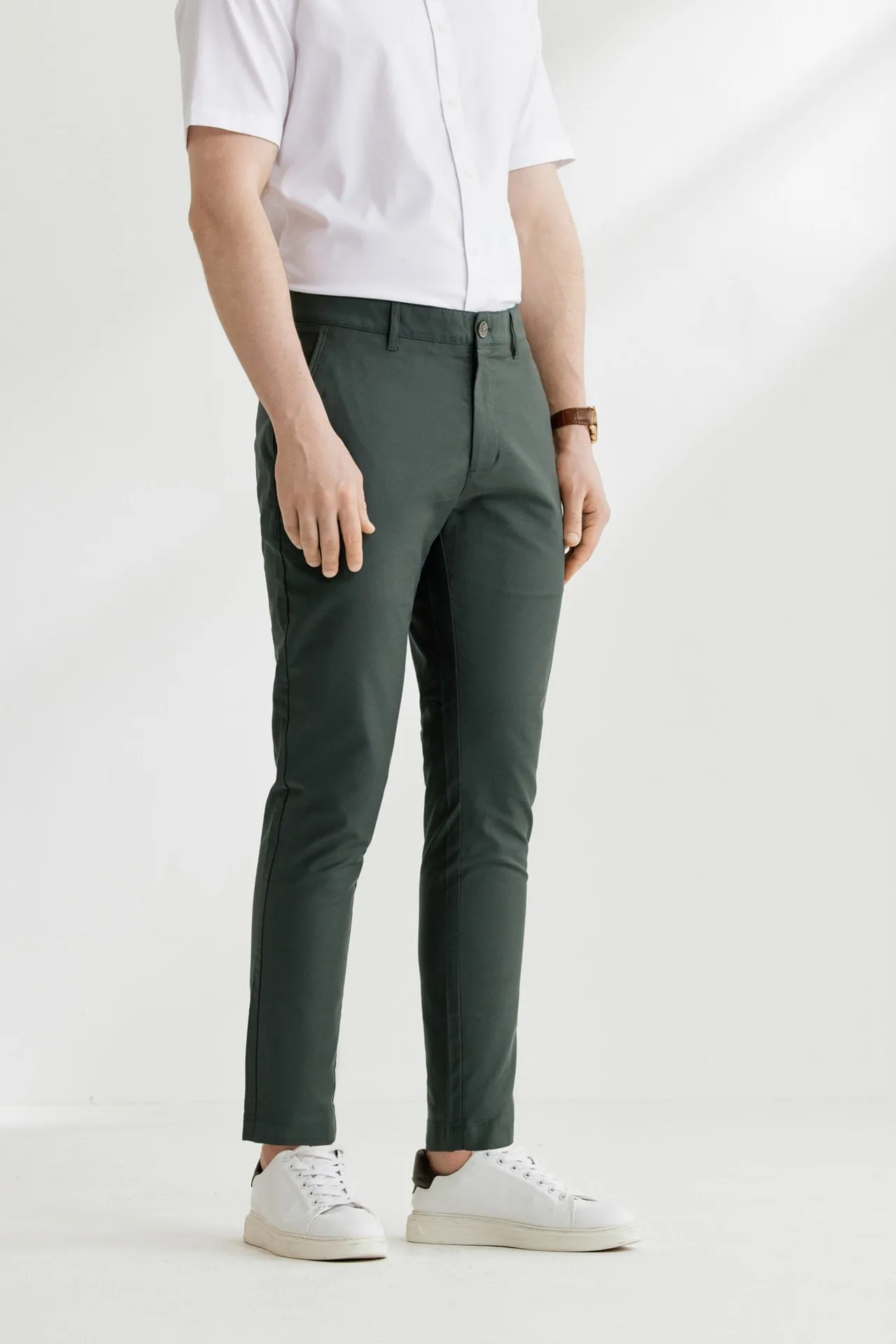 Soft Cotton Rich Stretch Casual Pants in Slim Tapered Fit