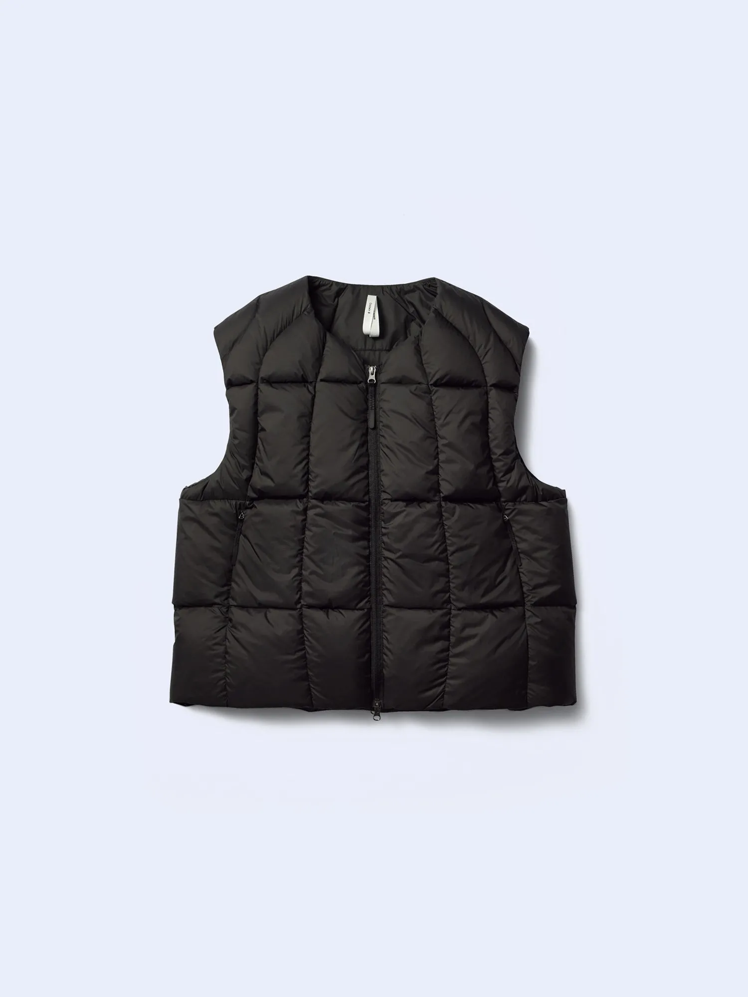 Three-Dimensional Down Light Vest